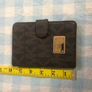 MK wallet
